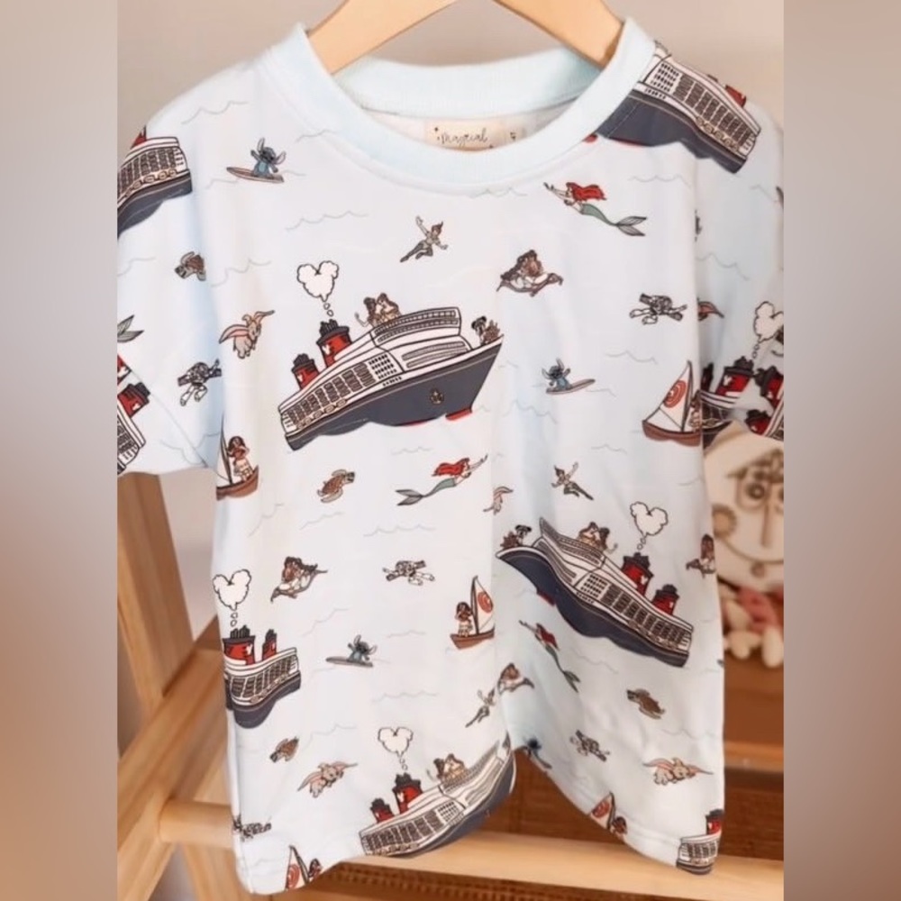 Disney Cruise toddler shorts set. 3/4T